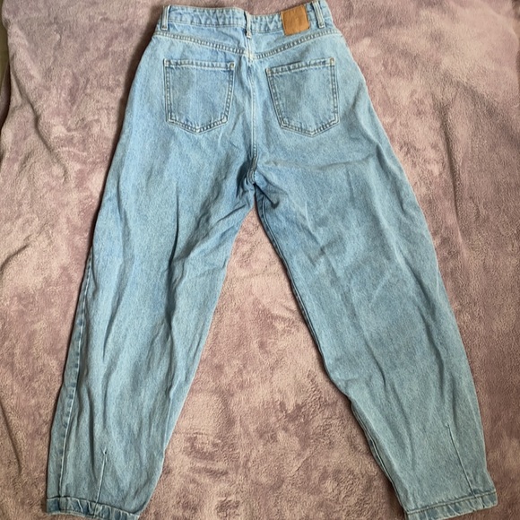 **SOLD** Zara Slouchy Darted Balloon Leg Jeans - Picture 5 of 7